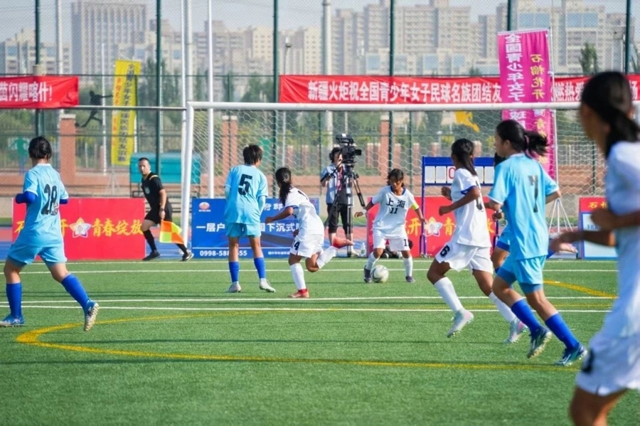 学习踢球两, 激烈角逐, XmQAA