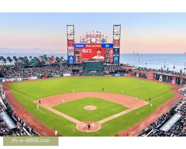 棒球世界纪录大揭秘：一览球场神奇瞬间